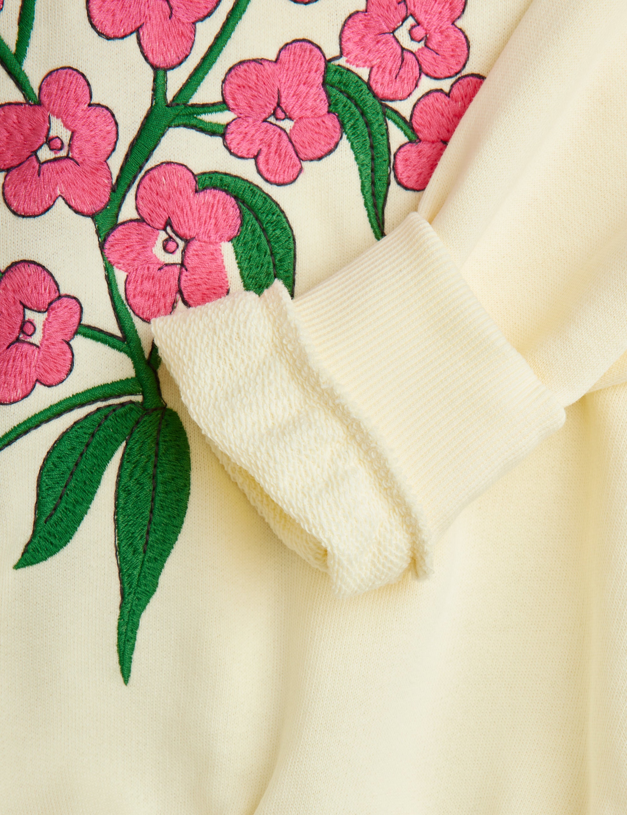 Sweat écru fleurs alpines