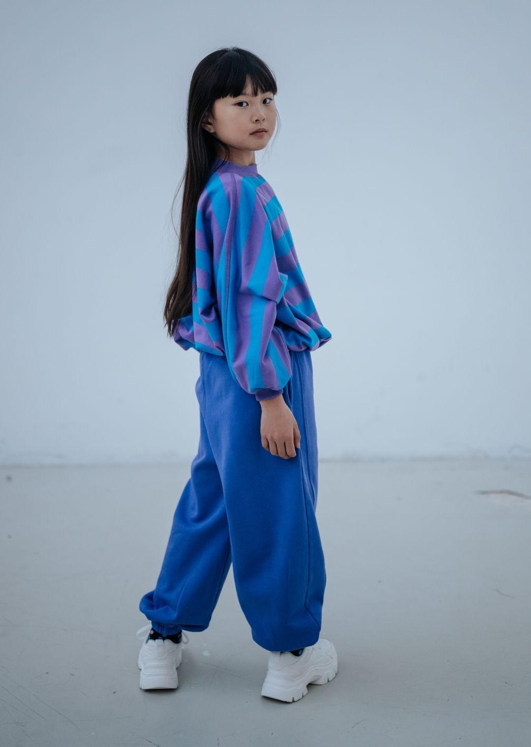 Blue stripes sweatshirt