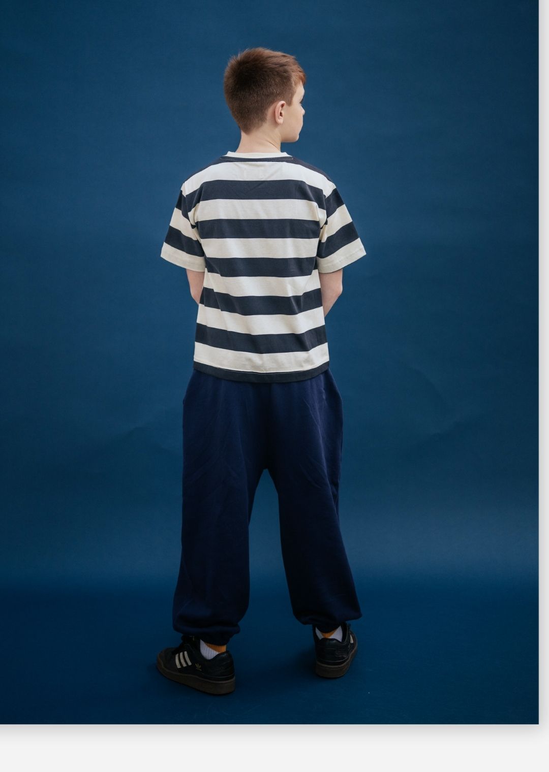 White and black striped t-shirt