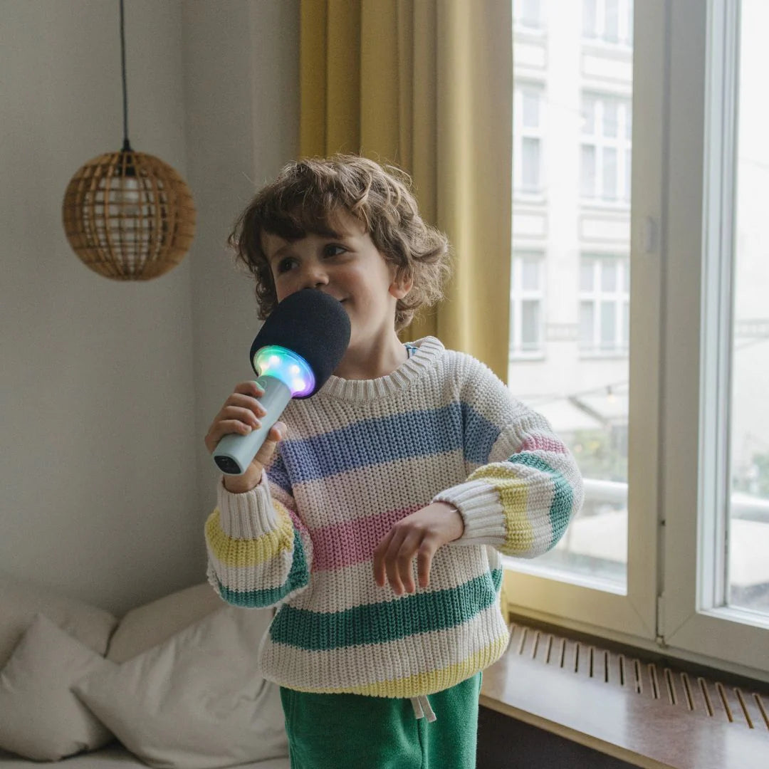 Kidymic pink microphone