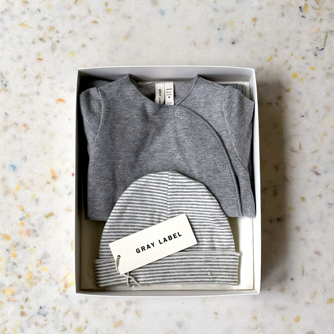 Coffret Cadeau Bébé GOTS Gris — GRAY LABEL