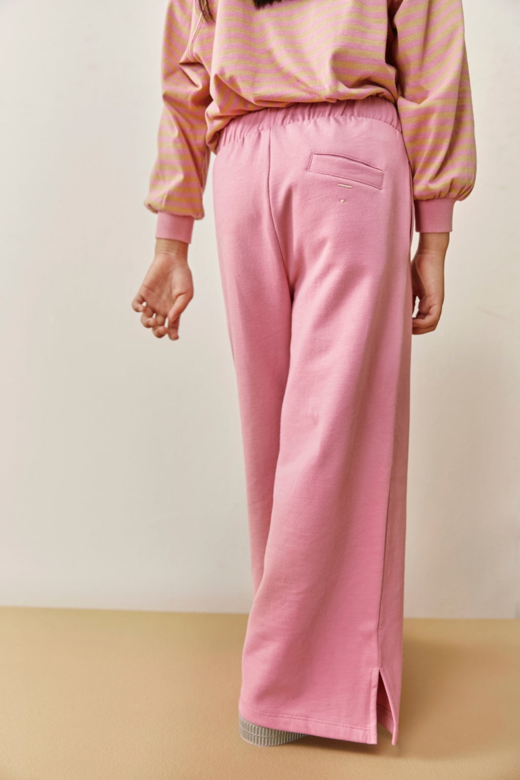 Pantalon Flared Fente GOTS Enfant — GRAY LABEL