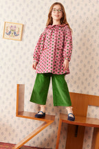 Look Hello Simone Martha Rosebud