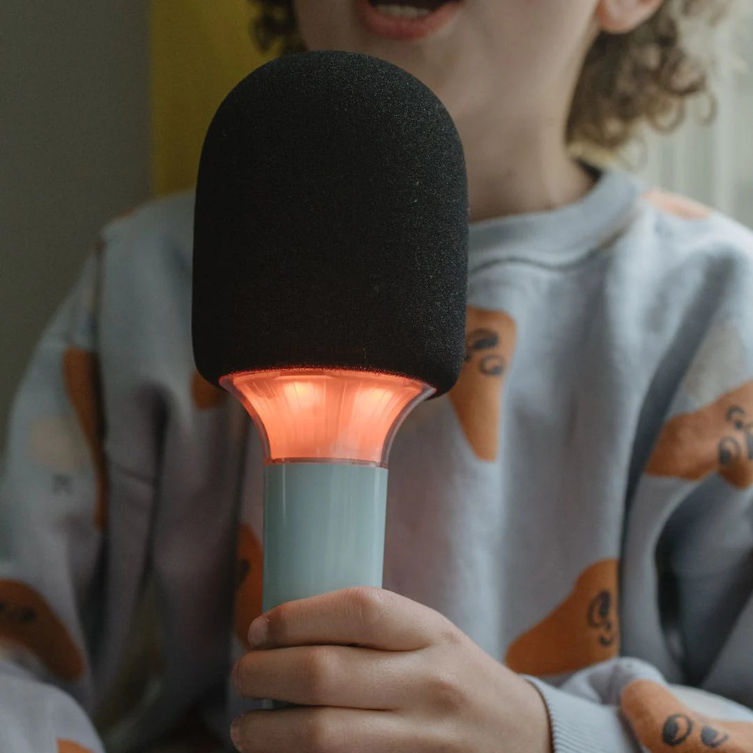 Kidymic pink microphone