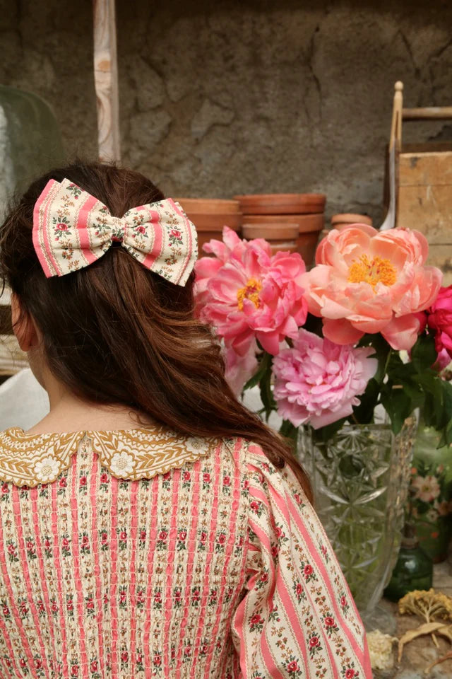 Tunique tapisserie rose et sa barrette assortie