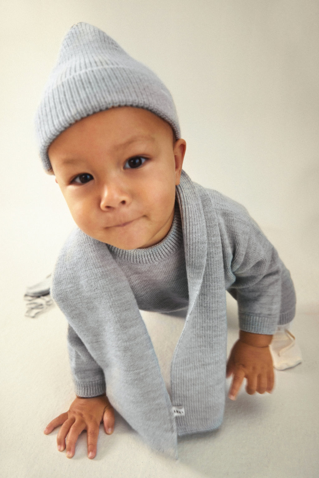 Bonnet tricoté Gris bébé