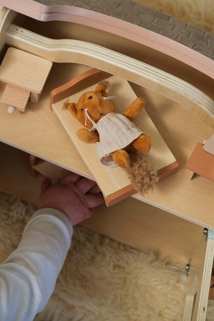 Doll's house with squirrels