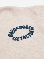 Le sweat à capuche gris zippé