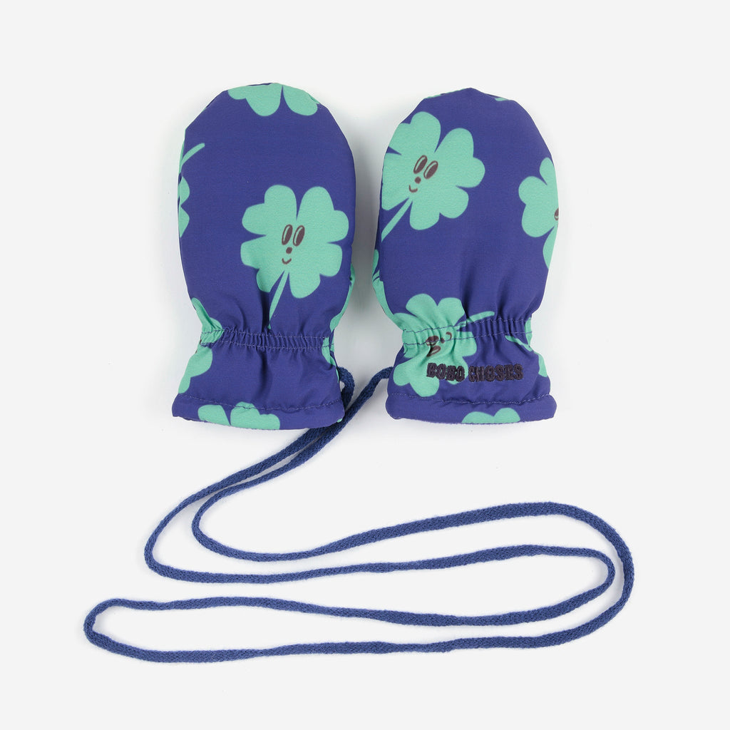 Lucky Clover all over padded mittens