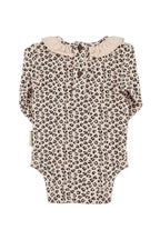 Baby Baby with long sleeves with collar - pale pink with animal print