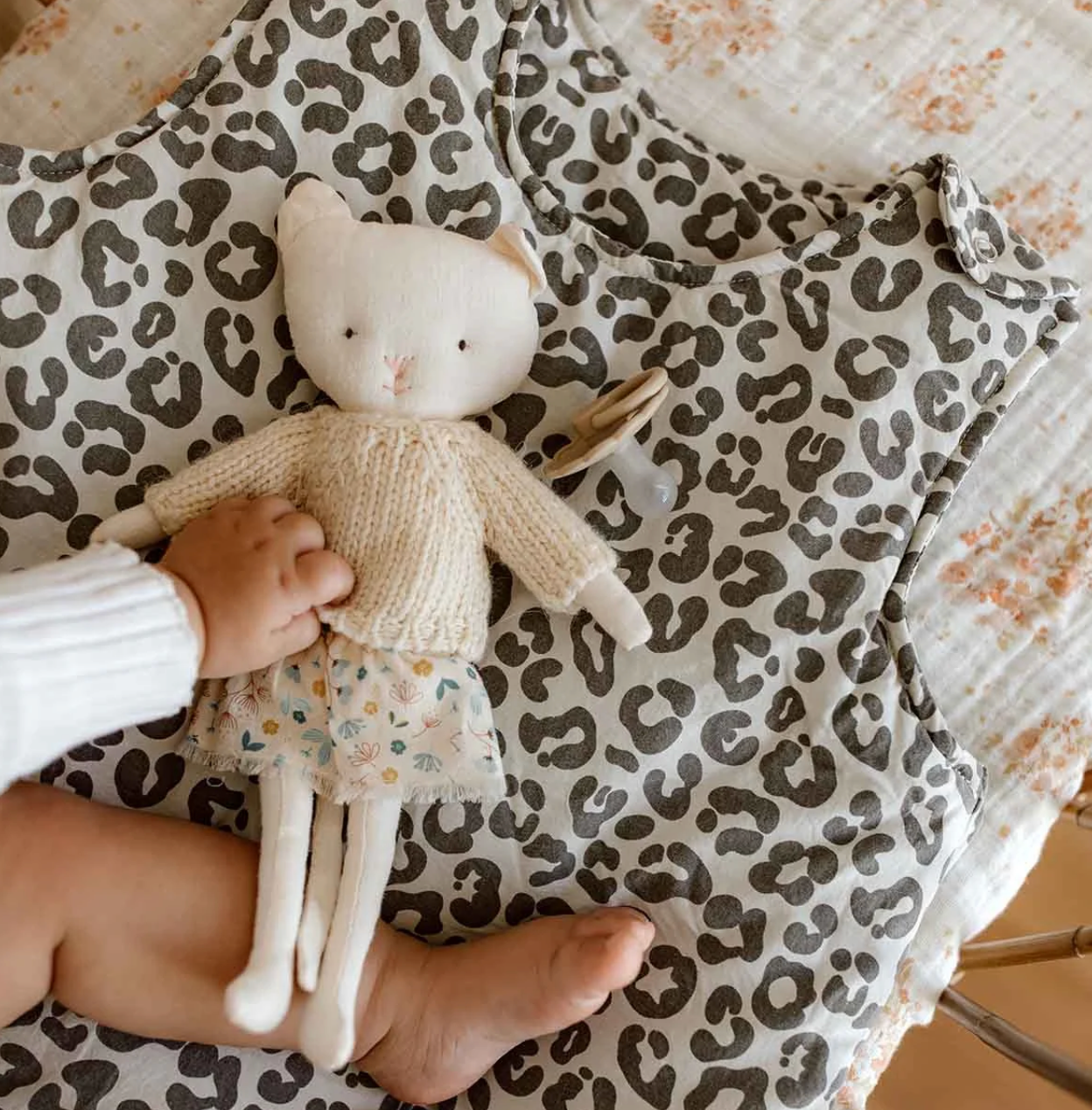 Leopard print sleeping bag 0-18 months