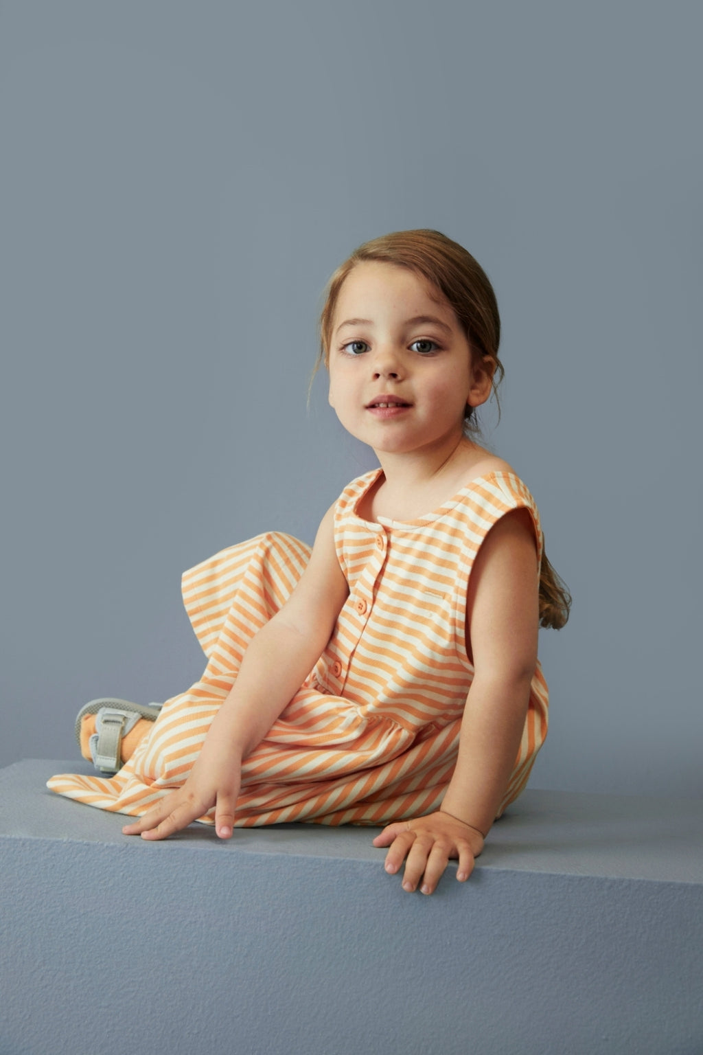 Sleeveless dress in Melon Cream