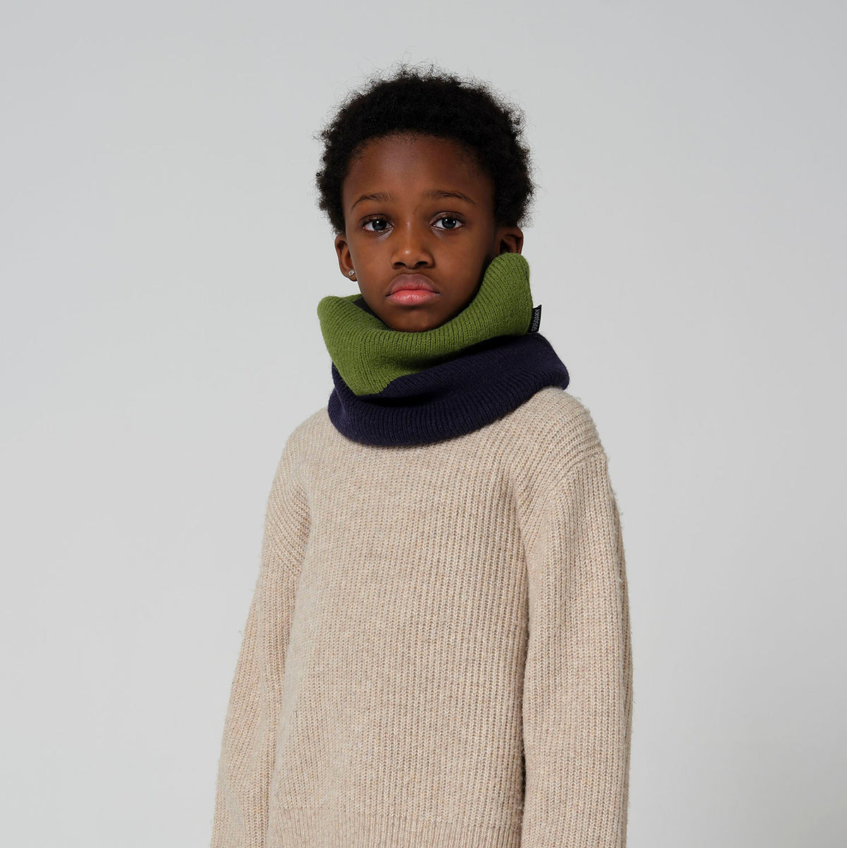 Tour de cou Bee Real Deep Dark Blue / Basil Green