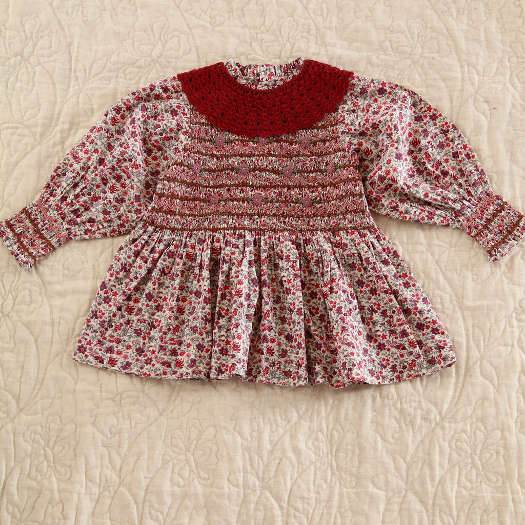 Blouse à smocks et col brodé - flowers field print