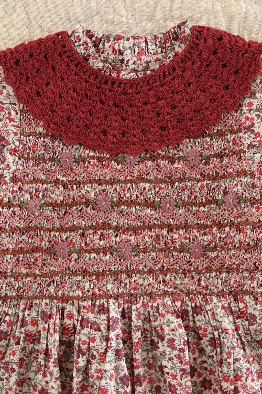 Blouse à smocks et col brodé - flowers field print