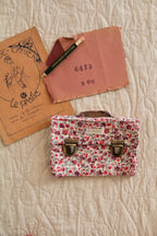 Trousse matelassée Flowers field print
