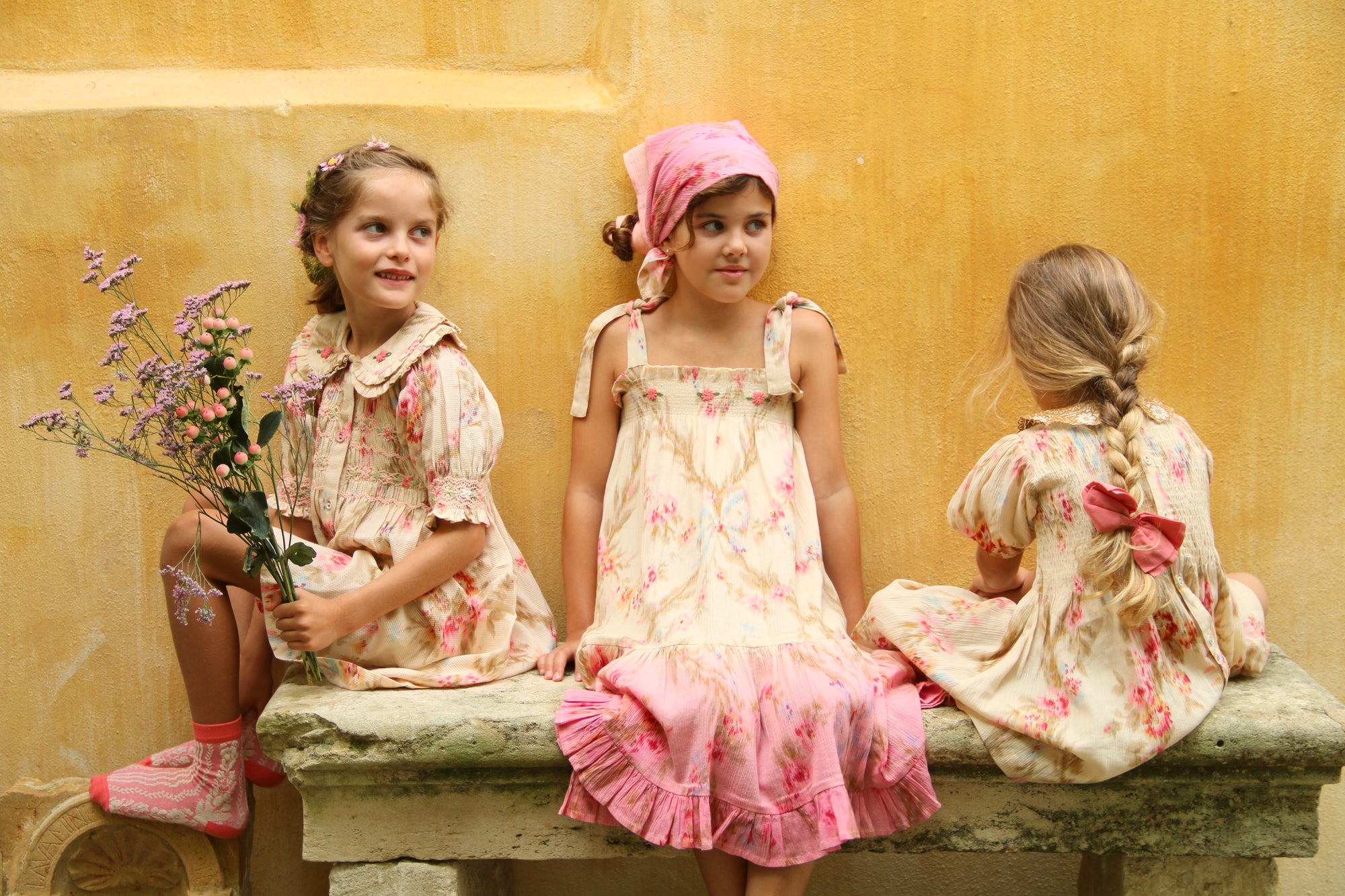 Antoinette tunic with hair clip 