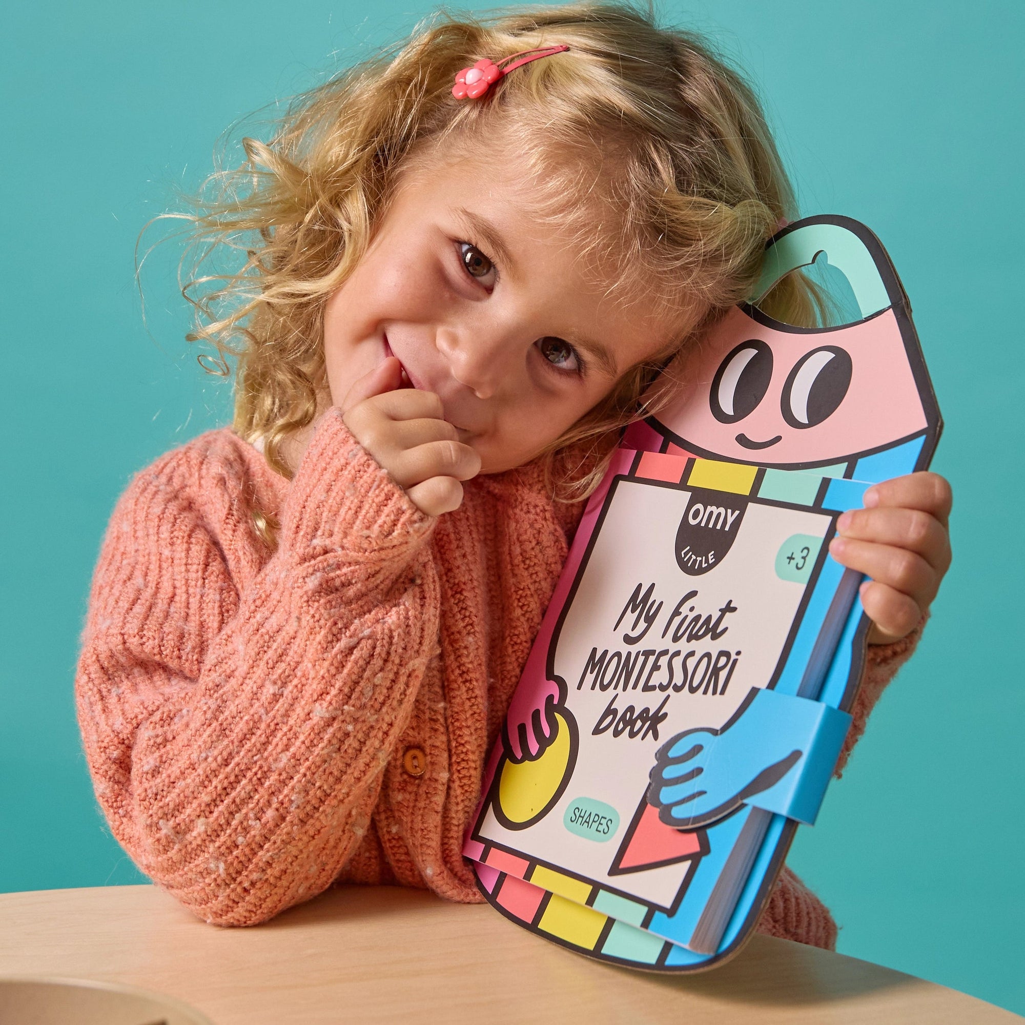 Livre de stickers Montessori – Formes géométriques OMY