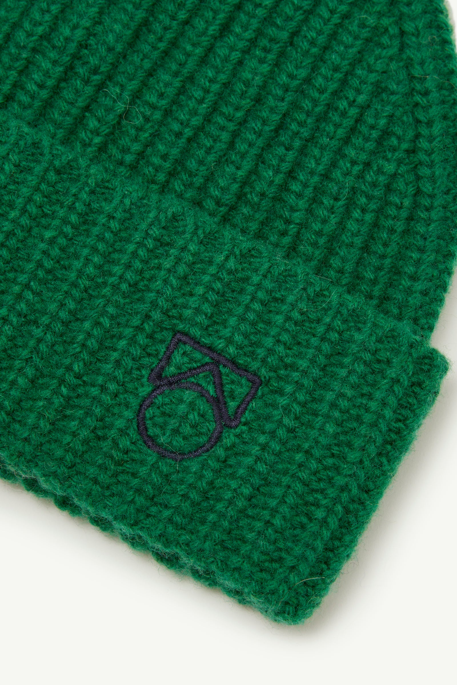 Recycled wool cap - green 