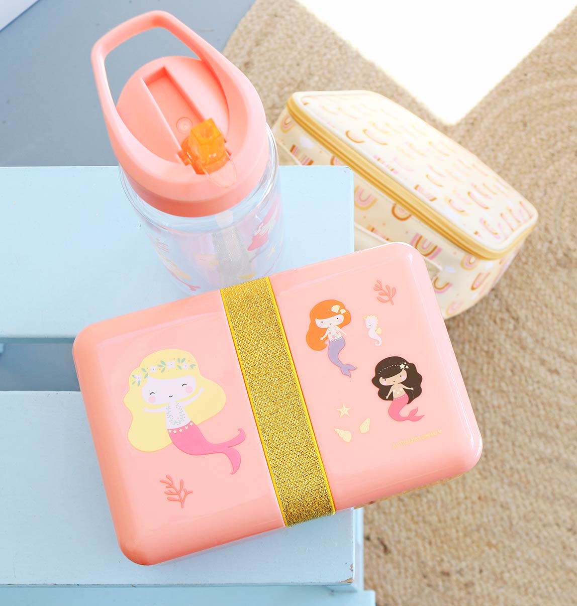Lunch boxes sirens
