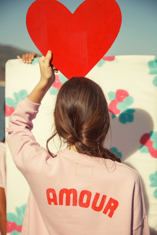 Sweatshirt Lilac with Red Heart Print