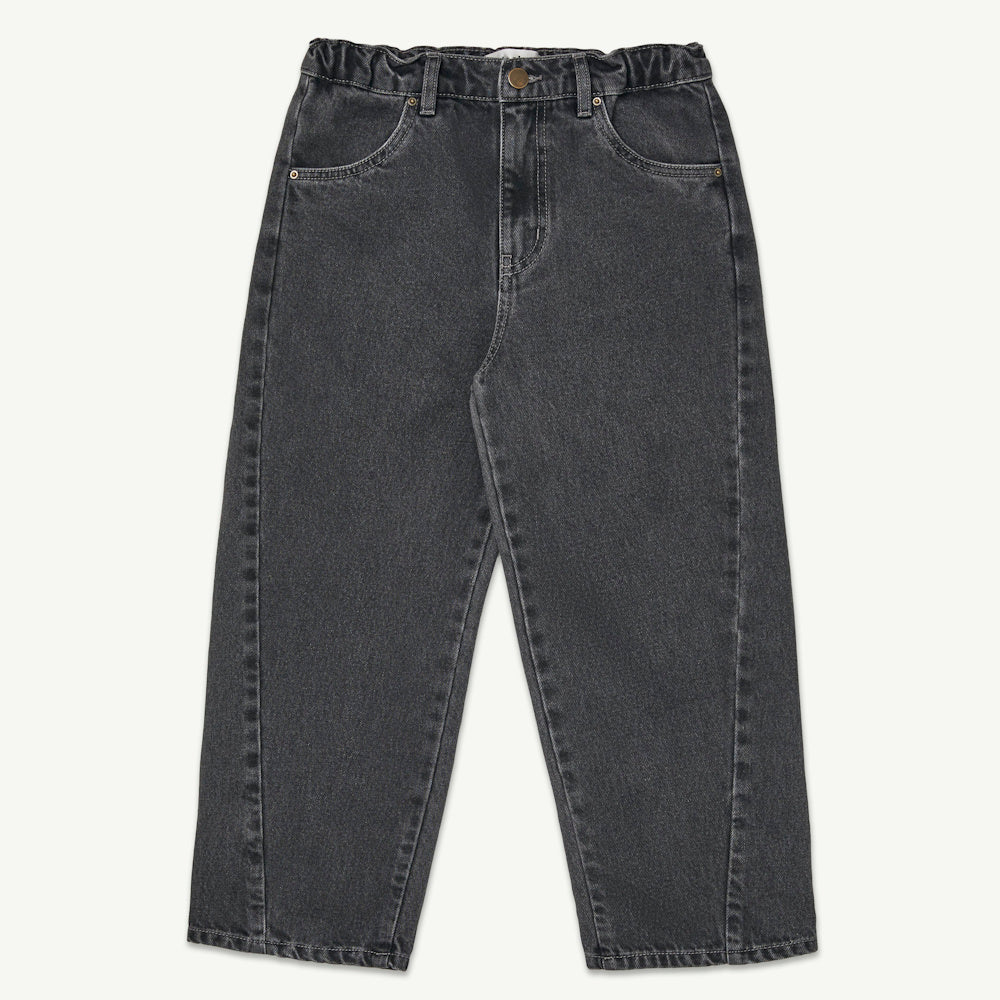 Jean Twisted in Washed Black Denim