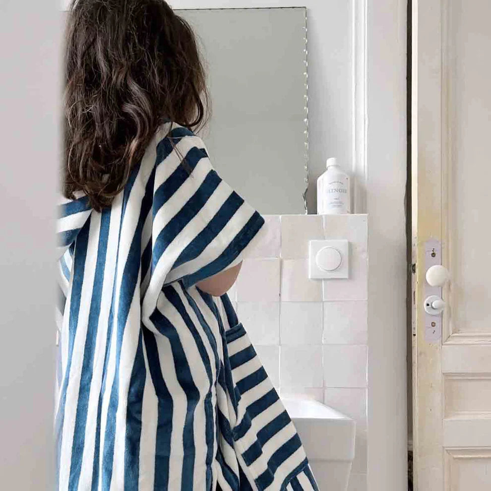 Poncho de bain éponge Suzon rayures bleu nuit