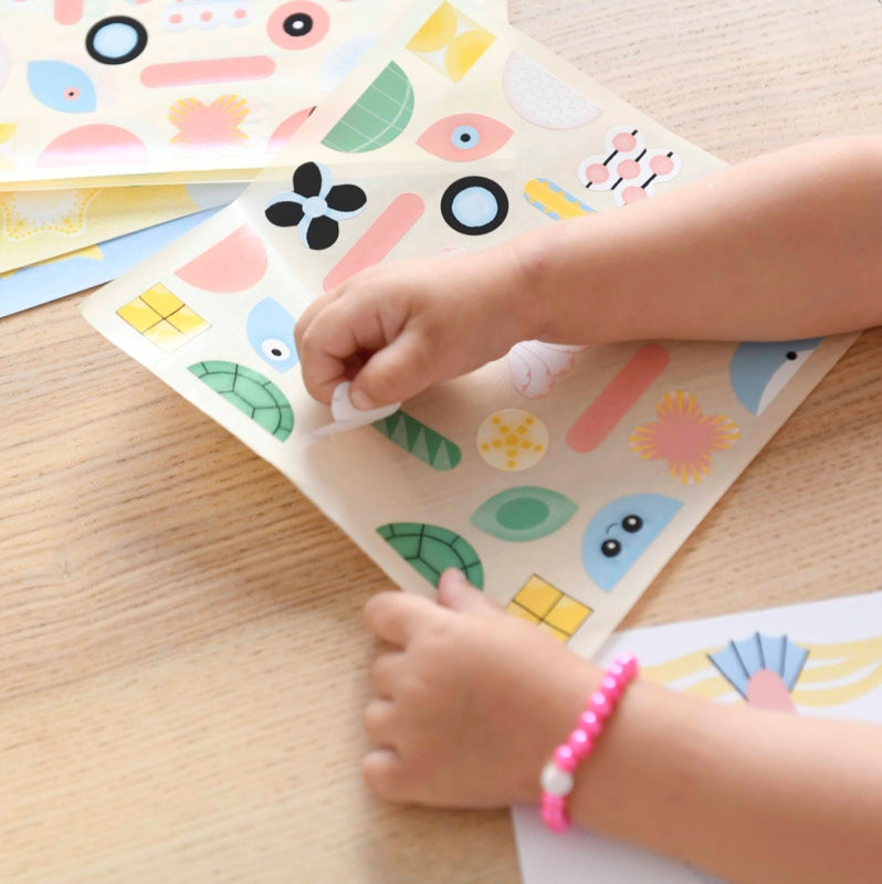 6 CARTES + 96 GOMMETTES L’OCÉAN (2 ANS ET +)