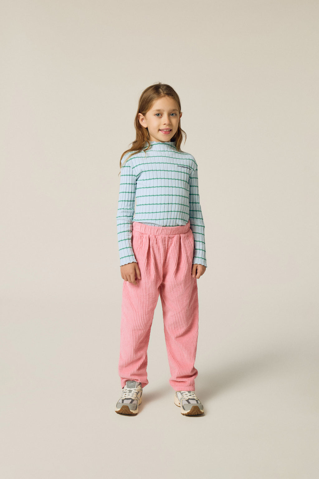 Pantalon rose en velours côtelé The Campamento pour enfant – vue 2