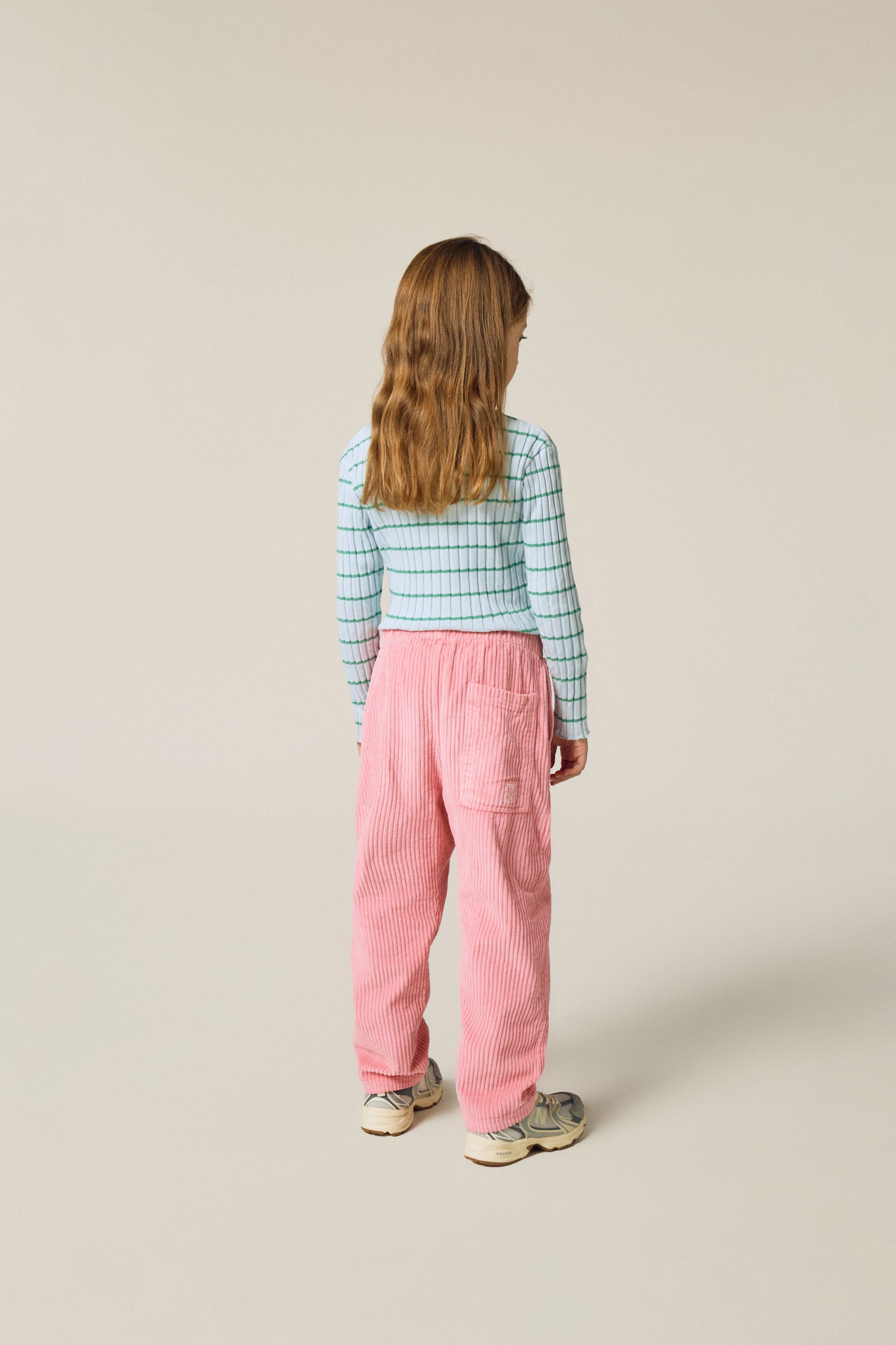 Pantalon rose en velours côtelé The Campamento pour enfant – vue 3