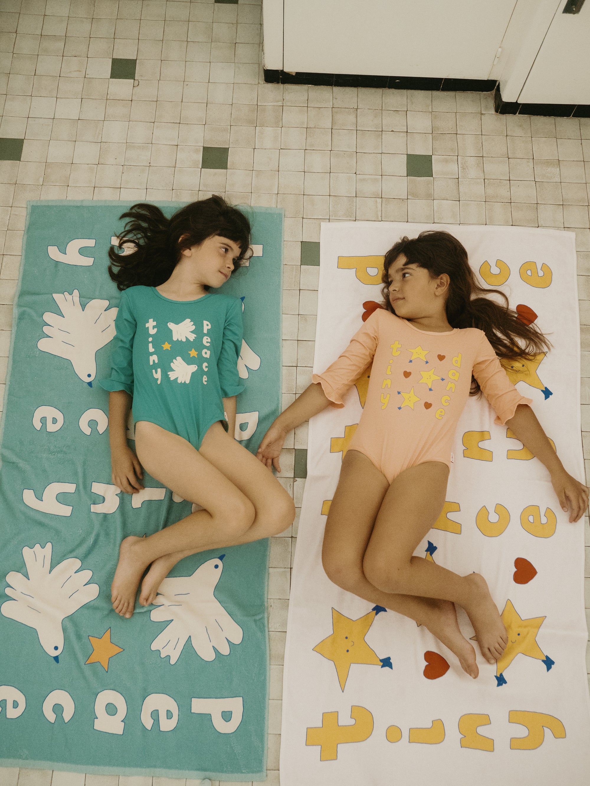 vetements durables enfants tiny cottons maillot tiny dance