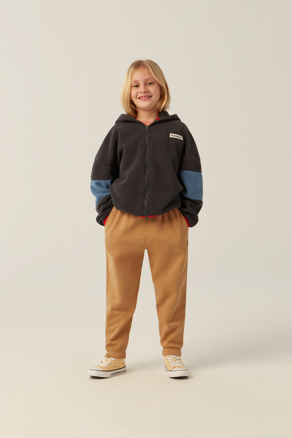 Sweatshirt polaire zippé à capuche