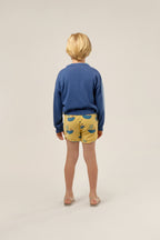 Blue sleeve child sweater