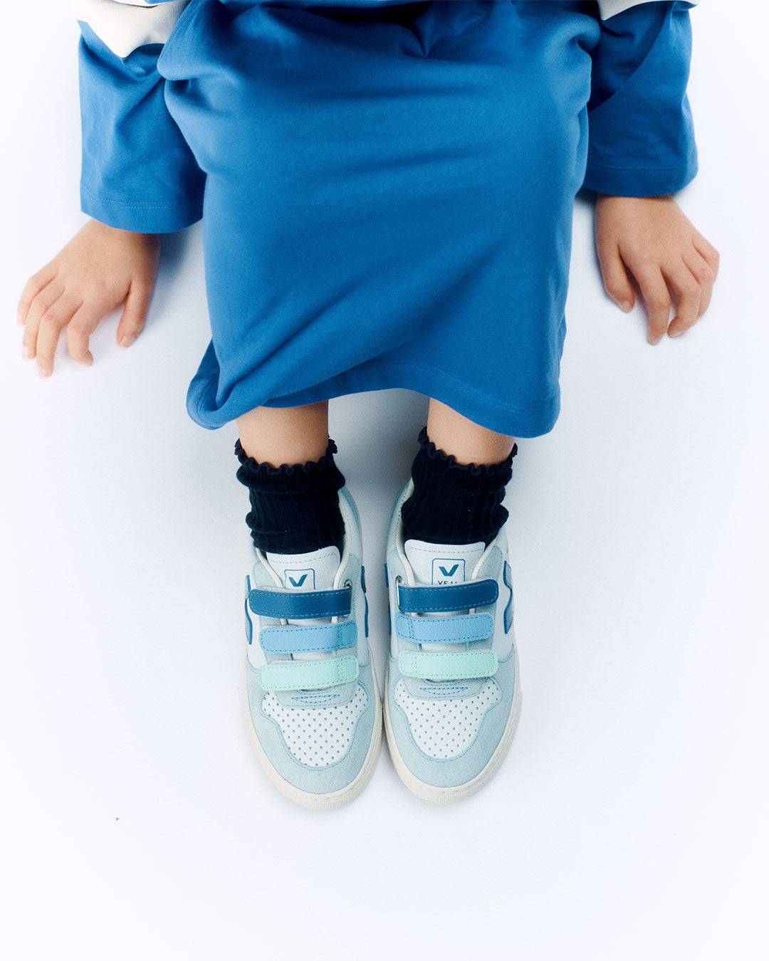 V-10 Ice Multico Indigo Velcro Sneakers