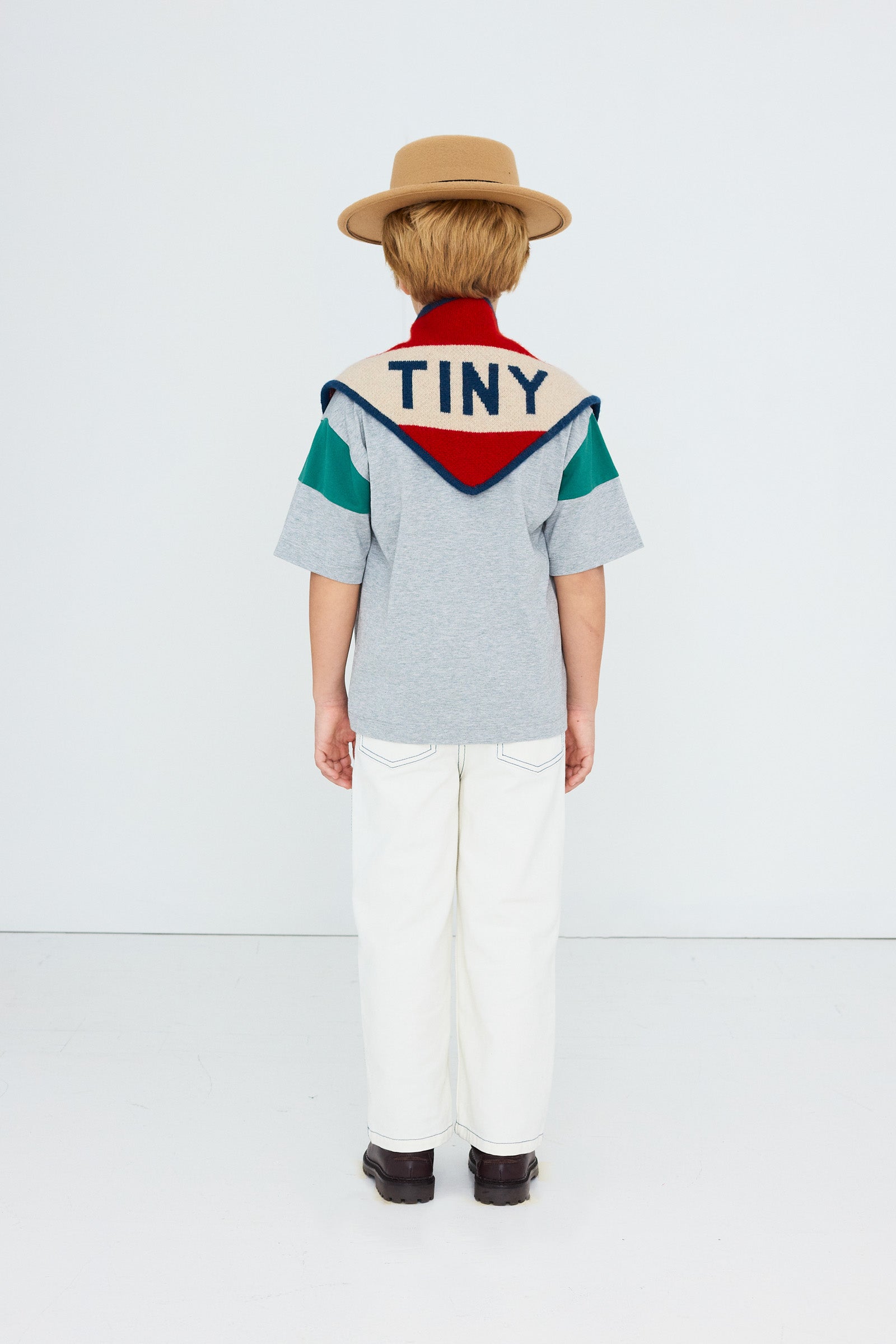 T-shirt Color Block lifestyle — Little Dudes