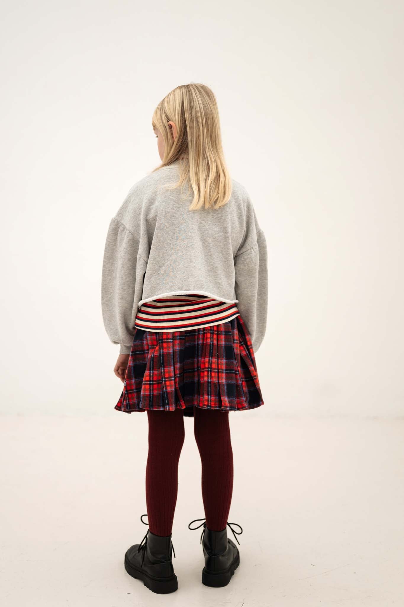 Sweat Court Gris Cœur Repose AMS - look dos