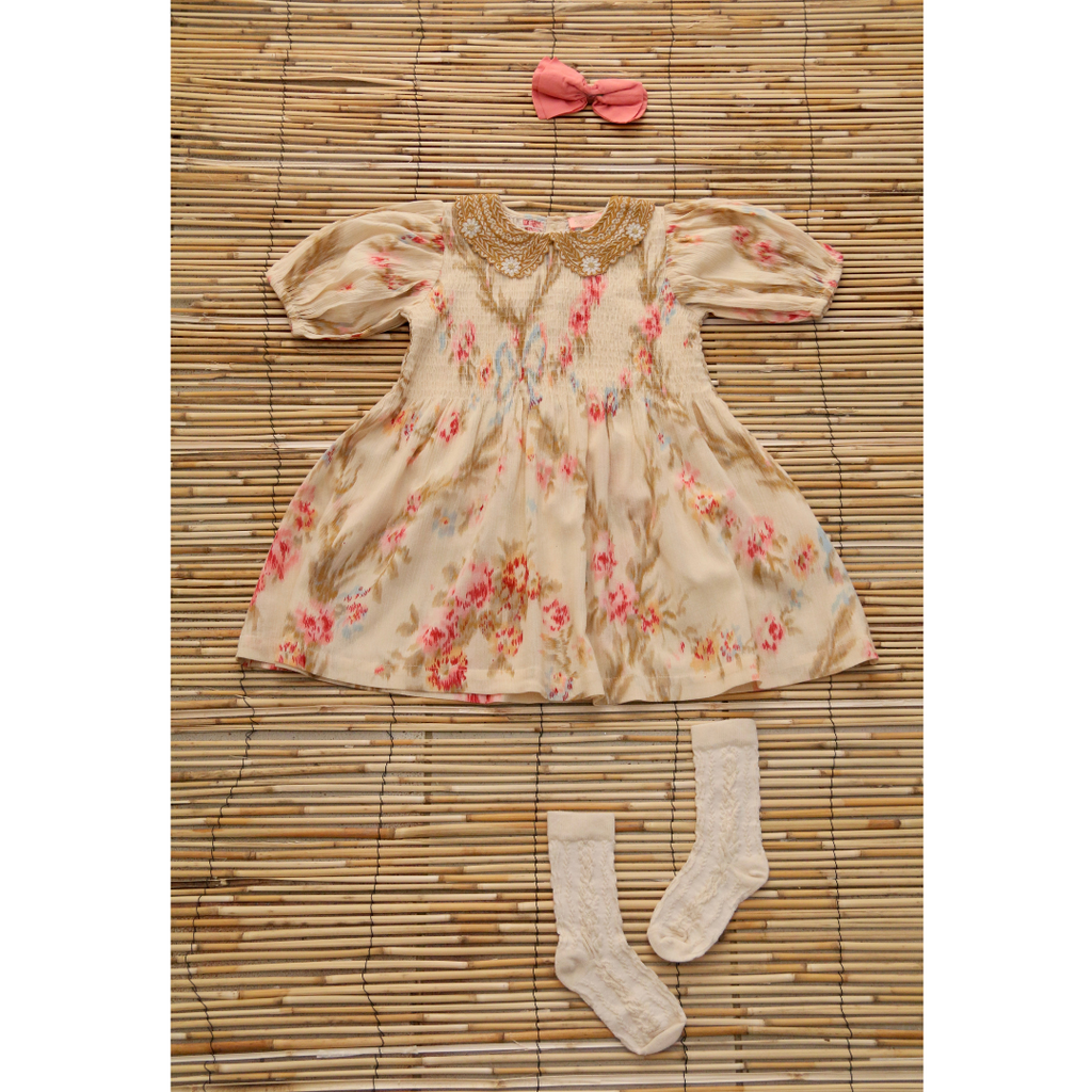 Antoinette tunic with hair clip 