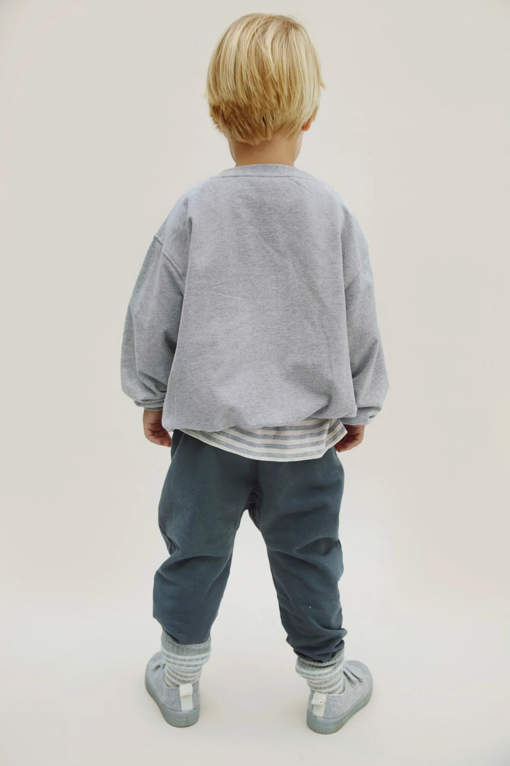 Grey sweatshirt