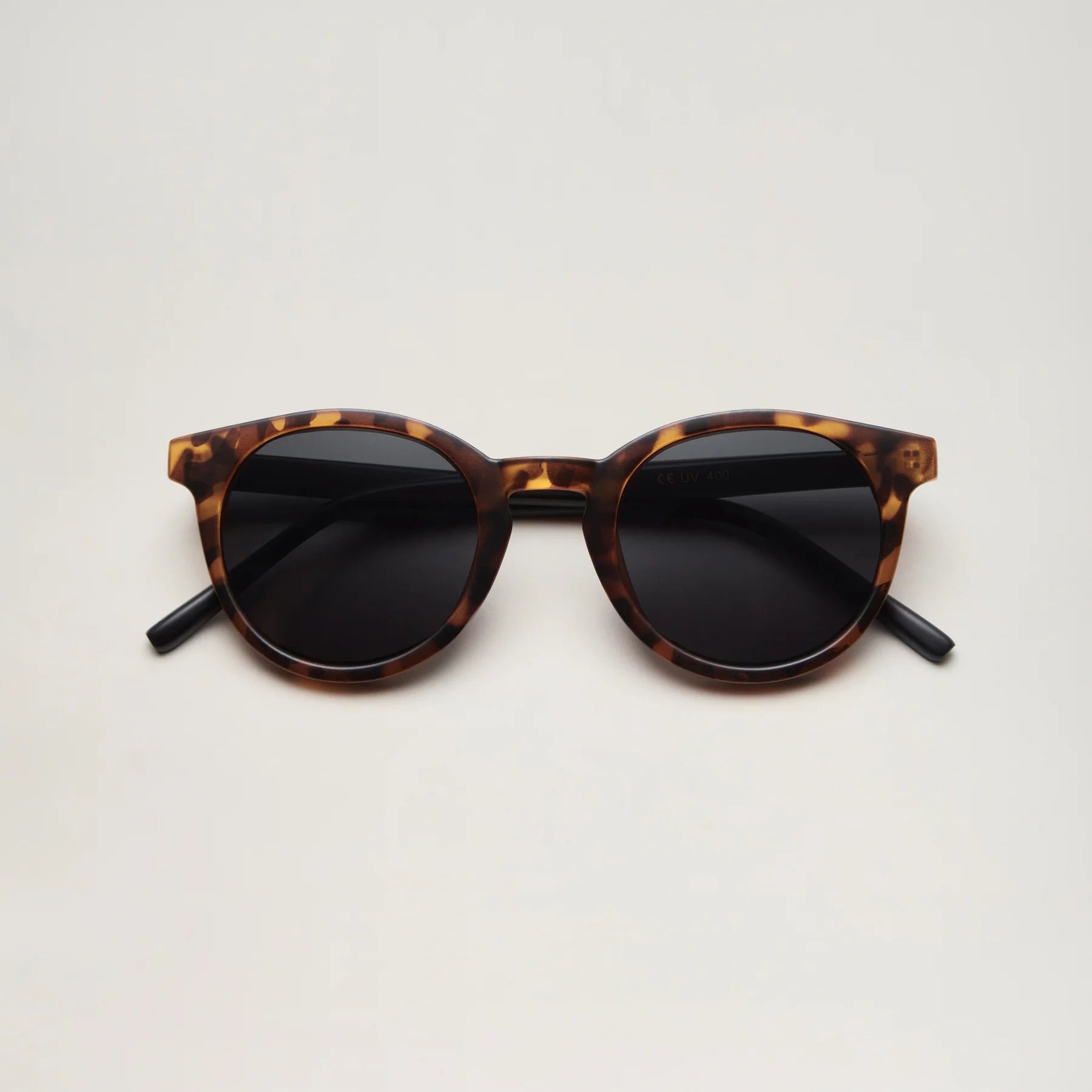 Recycled plastic sunglasses - Classic Turtel