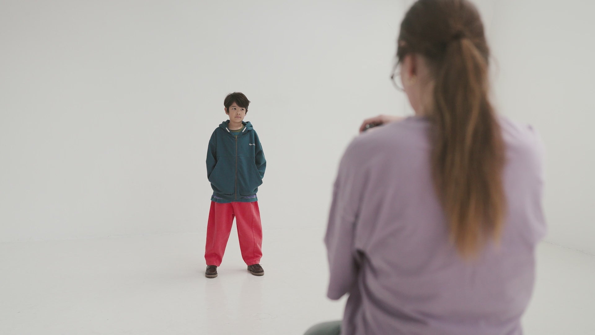 Sweat Zippé à Capuche Bleu Océan Profond