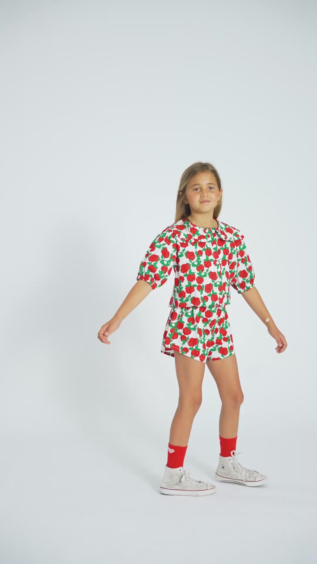 Blouse with Sailor collar Ecru with Red Roses Print