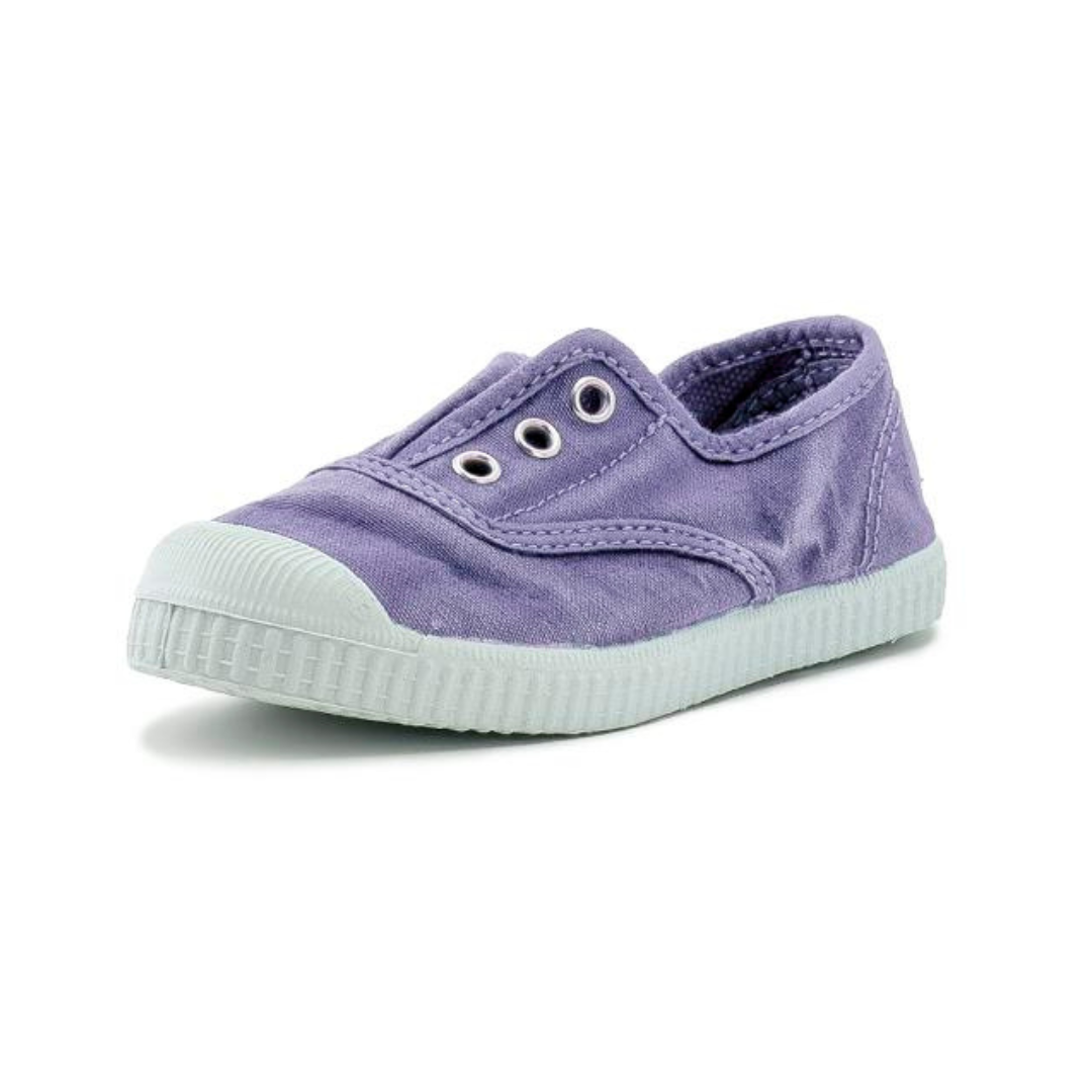 Lilac canvas sneakers