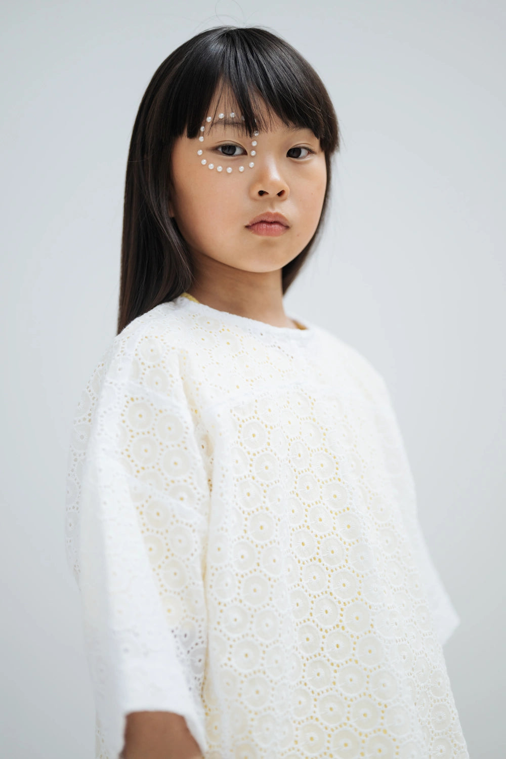 White Woven T-shirt with Embroidery