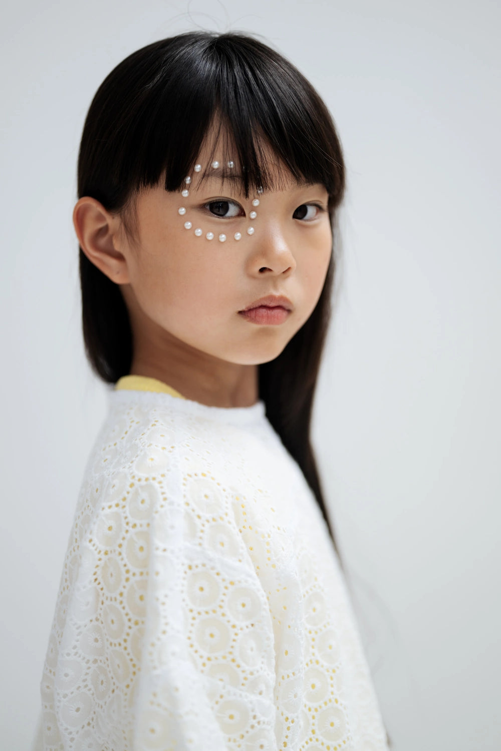 White Woven T-shirt with Embroidery