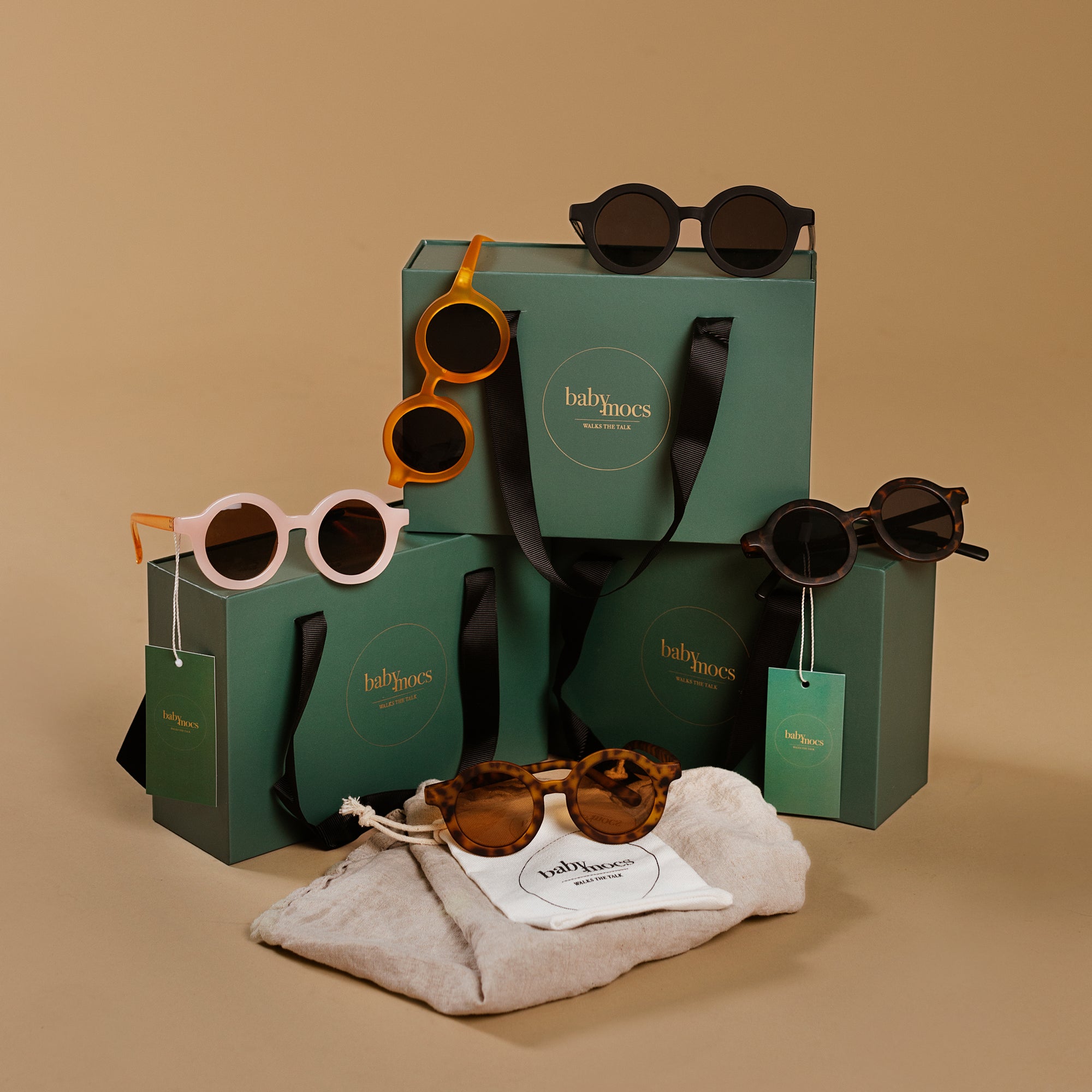 Lunettes de soleil enfants plastique recyclé noire babymocs