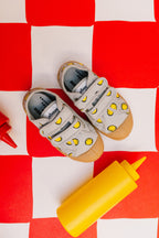 vêtement durable pour enfant Mathilde Cabanas Basket smiley collab NOVESTA X MATHILDE CABANAS