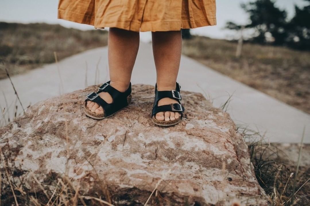 Sandales enfants CHILL cuir végétalien noires babymocs