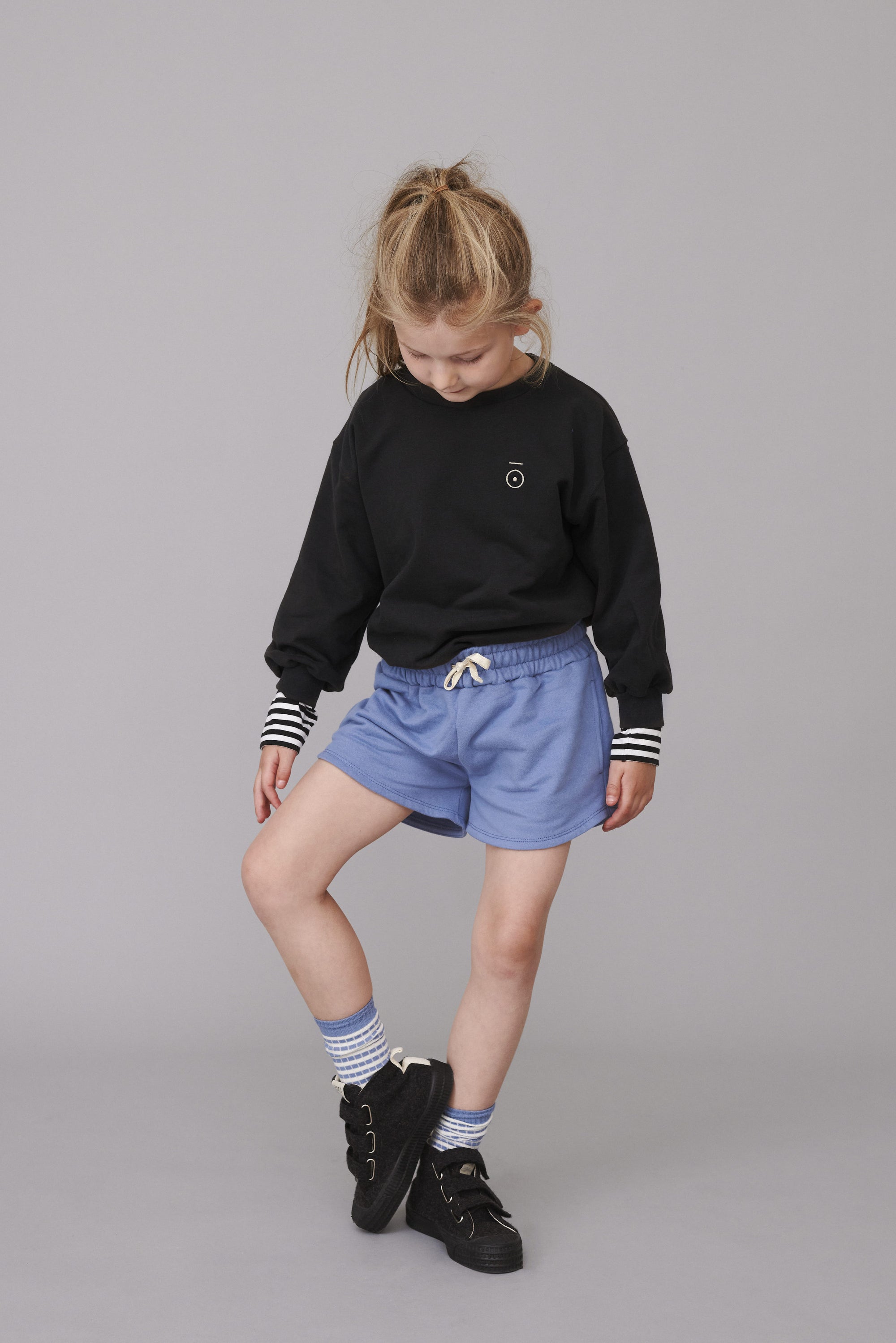 vêtements durables enfants gray label sweat noir 
