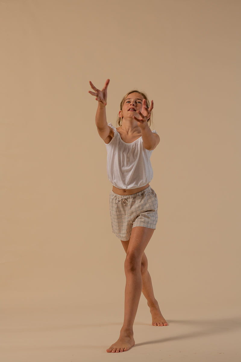 vêtement durable pour enfant longlivethequeen Débardeur à volants blanc