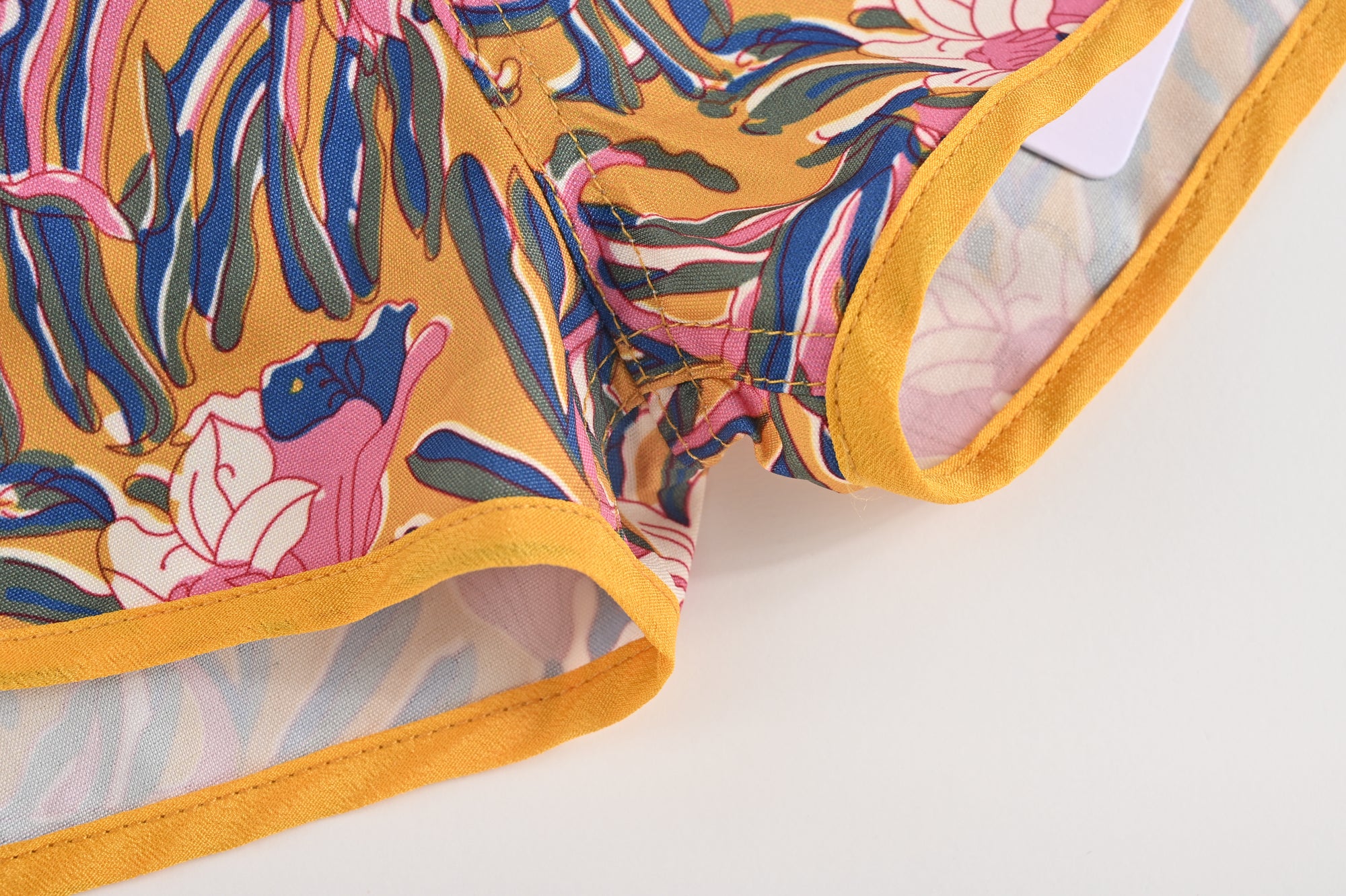 vêtement durable pour enfant Bobo Chose Short de bain Aderi fleuri